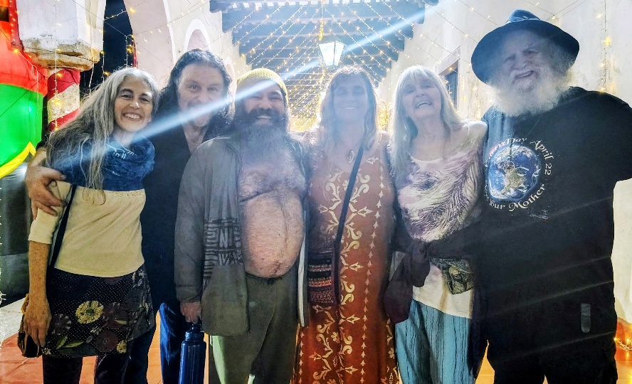 A group photo of Beth, Diego, Sundance, Jiva, Dona and OZ